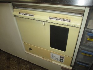 National　食器洗い乾燥機　NP-600-B