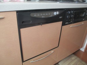 リンナイ　食器洗い乾燥機　RKW-403A