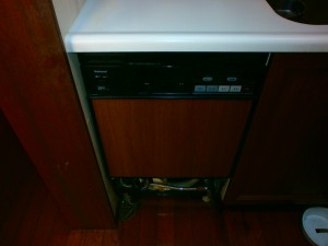 Panasonic　食器洗い乾燥機　NP-5600B