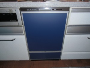 Panasonc製食器洗い乾燥機 NP-45MD6S