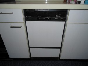 TOTO 食器洗い乾燥機　KNMW045