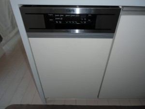 AEG製食器洗い乾燥機　F78400IM0P