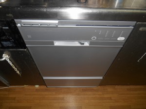 ハーマン製食器洗い乾燥機　FB4504PMSF