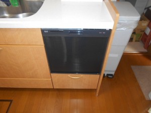 リンナイ製食器洗い乾燥機 RKW-404A-B