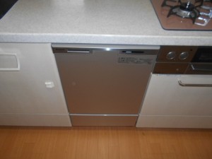 Panasonic製食器洗い乾燥機　NP-45MC6T