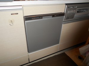 Panasonic製食器洗い乾燥機 NP-45MS7S