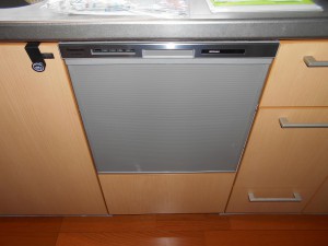 Panasonic製食器洗い乾燥機 NP-45MS8S