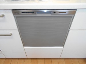 Panasonic製食器洗い乾燥機 NP-45MS8S