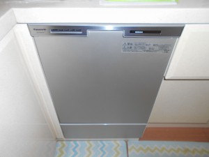 Panasonic製食器洗い乾燥機　NP-45MC6T