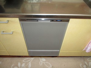 Panasonic製食器洗い乾燥機 NP-45MD8S