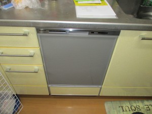 Panasonic製食器洗い乾燥機 NP-45MD8S