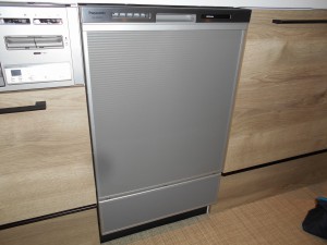 Panasonic製食器洗い乾燥機 NP-45MD9S