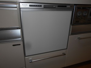Panasonic製食器洗い乾燥機 NP-45RS9S