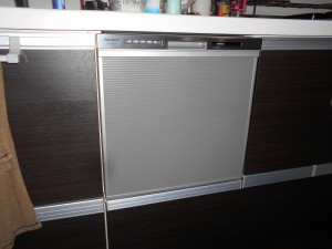 Panasonic製食器洗い乾燥機 NP-45MS9S