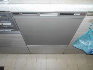 Panasonic製食器洗い乾燥機 NP-45RS9S