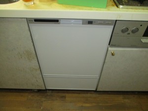 リンナイ製食器洗い乾燥機　RSW-F402CA-SV　