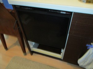 Panasonic製食器洗い乾燥機 NP-45RS9K