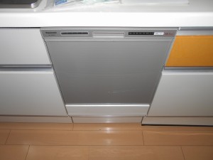 Panasonic製食器洗い乾燥機 NP-45RS9S