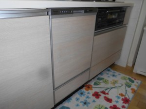 Panasonic製食器洗い乾燥機 NP-45MD9S