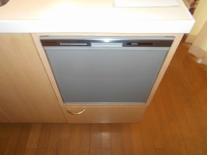 Panasonic製食器洗い乾燥機 NP-45MS9S